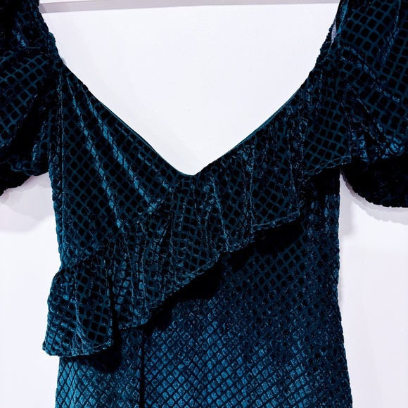 HOUSE OF HARLOW 1960 Forest green velvet mini dress | Medium * - Picture 6 of 10